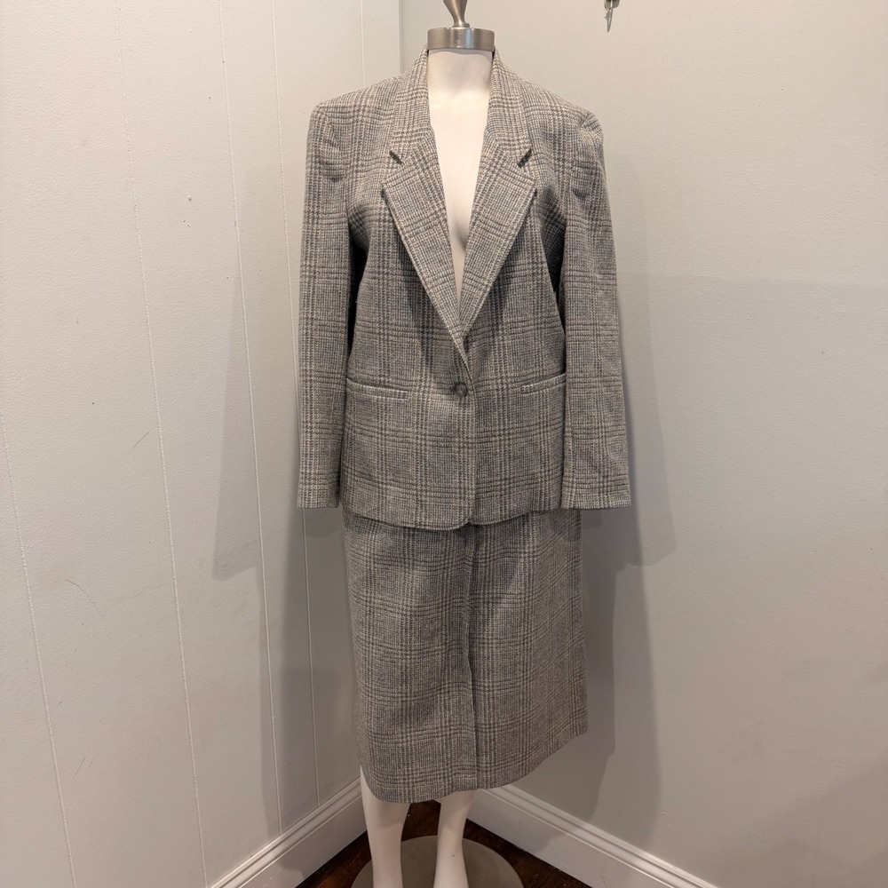 Alfred Dunner Vintage Grey Plaid 100% Wool Skirt Suit Set Made in USA | Size 10